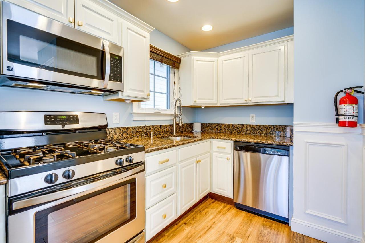 New Jersey Abode - Near Theme Parks, Walk To Beach Keansburg Екстер'єр фото